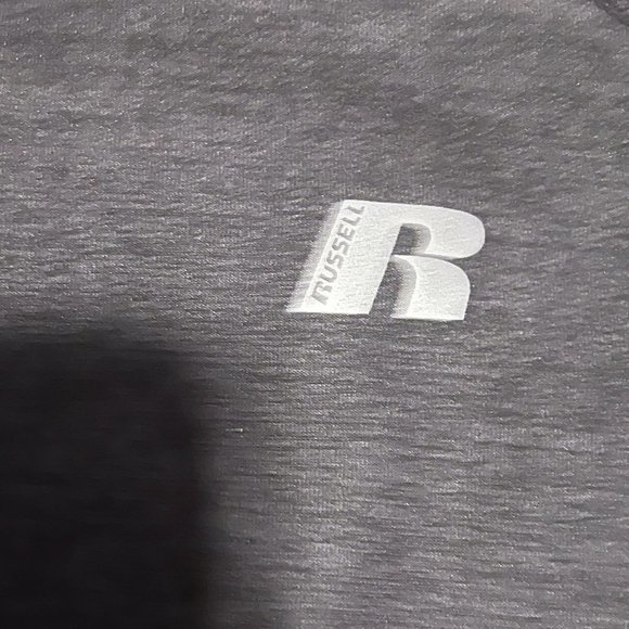 Boys Long Sleeve Tight Fitting T-Shirt Like NEW - Picture 2 of 5